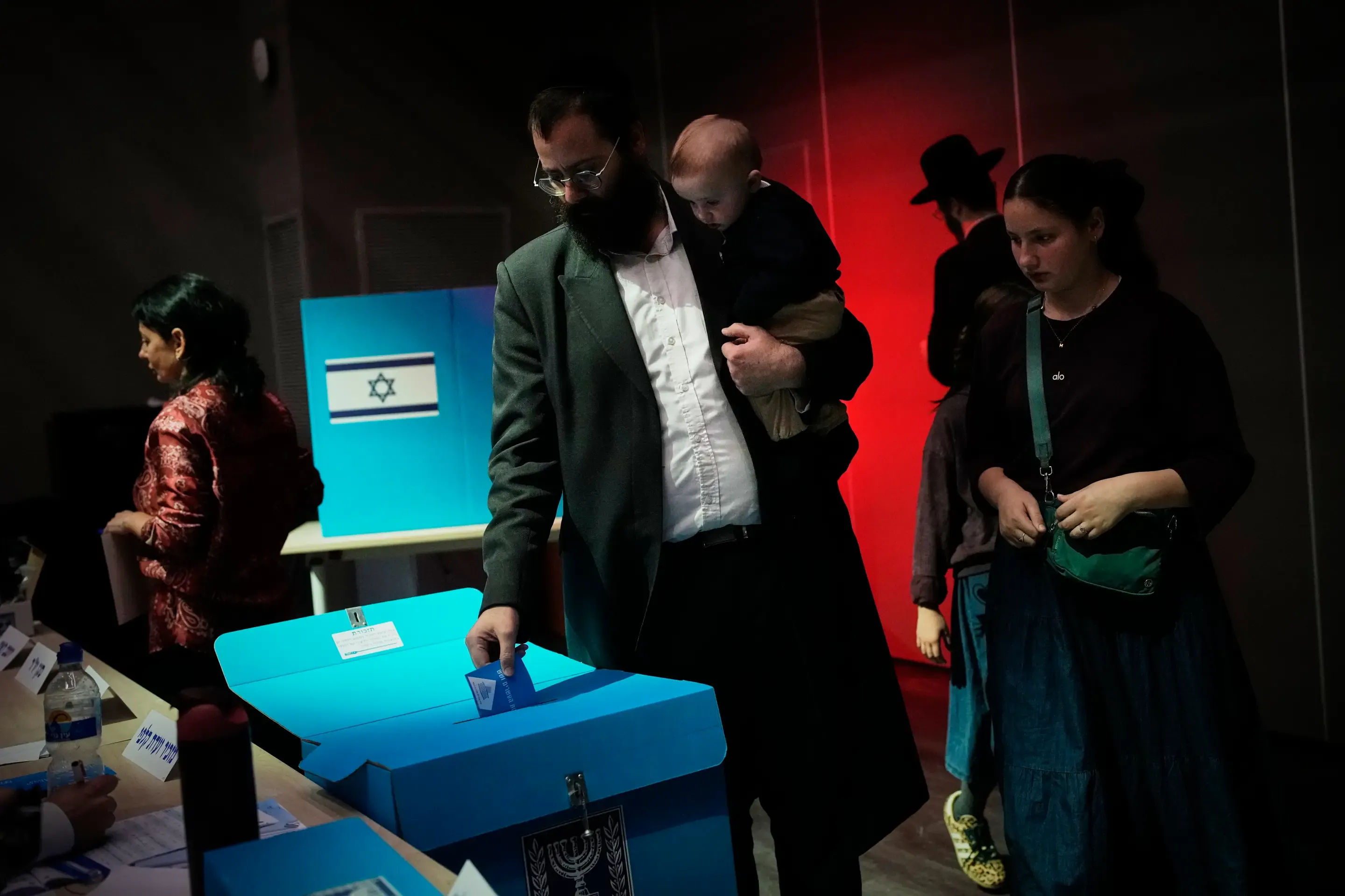Israeli Voters Participate in Local Elections Amid Ongoing Conflict