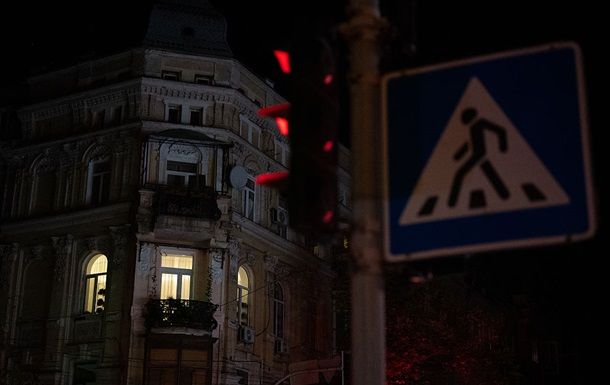 В четверг на территории Украины снова введут ограничения электроснабжения